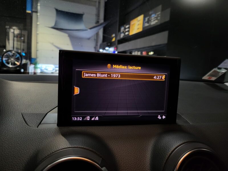 AUDI Q2 30 TFSI 116cv Business Line S-Tronic7 // GPS/BLUETOOTH/RADAR ANTI-COLLISION