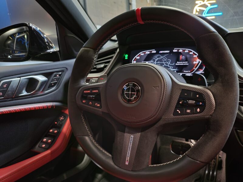 BMW SERIE 1 M135 i X-Drive 306cv PACK M PERFORMANCE TOIT OUVRANT / SIEGES PERF ELECT A MEMOIRE 