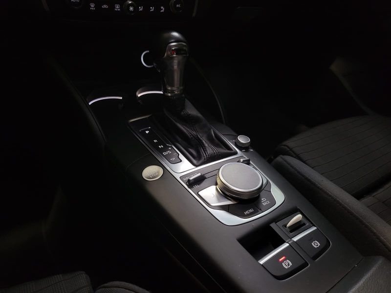 AUDI A3 Sportback 1.5 TFSI 150cv SPORT COD PACK S-line TOIT OUVRANT / VIRTUAL / CARPLAY 1er MAIN