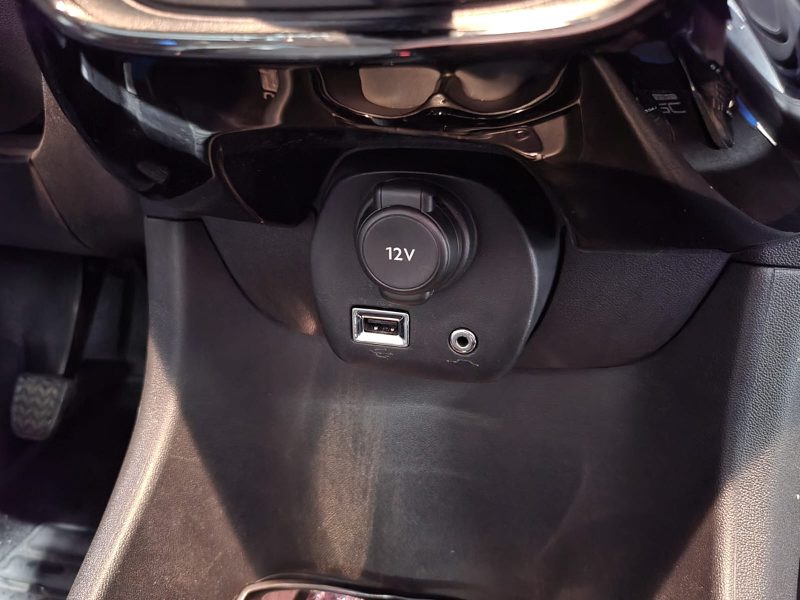 CITROEN C1 1.0L VTi 69CH SHINE / CAMERA+CLIM+CARPLAY