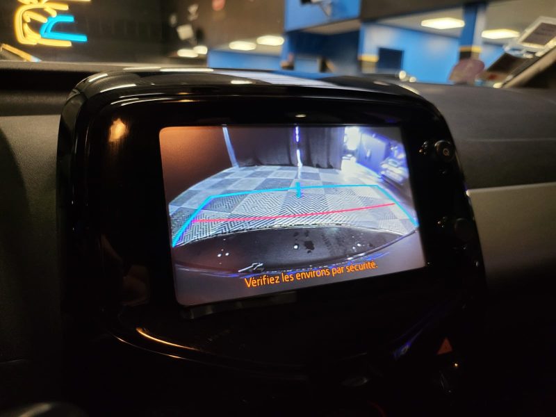 CITROEN C1 1.0L VTi 69CH SHINE / CAMERA+CLIM+CARPLAY