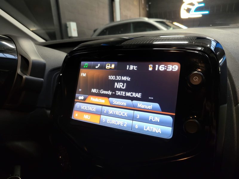 CITROEN C1 1.0L VTi 69CH SHINE / CAMERA+CLIM+CARPLAY