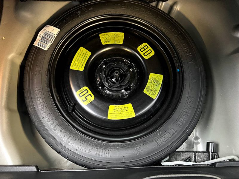 PEUGEOT 208 PHASE 2 ALLURE 1.6 HDI 75 GPS CARPLAY & ANDROID CAMERA REGULATEUR - Garantie 6 Mois