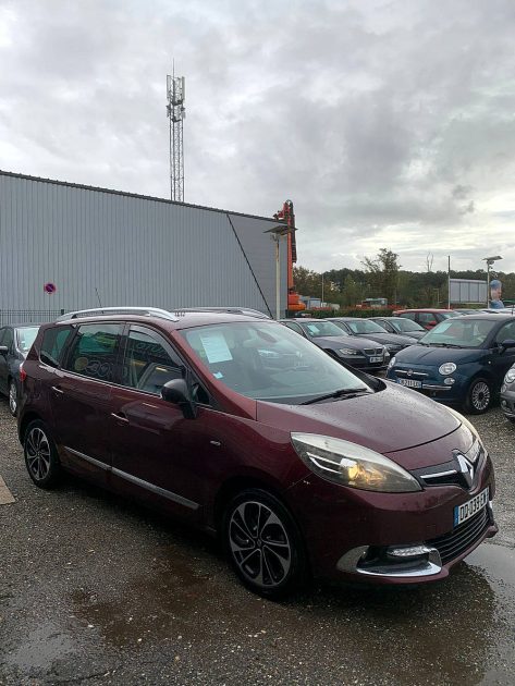 RENAULT GRAND SCENIC BOSE  2015
