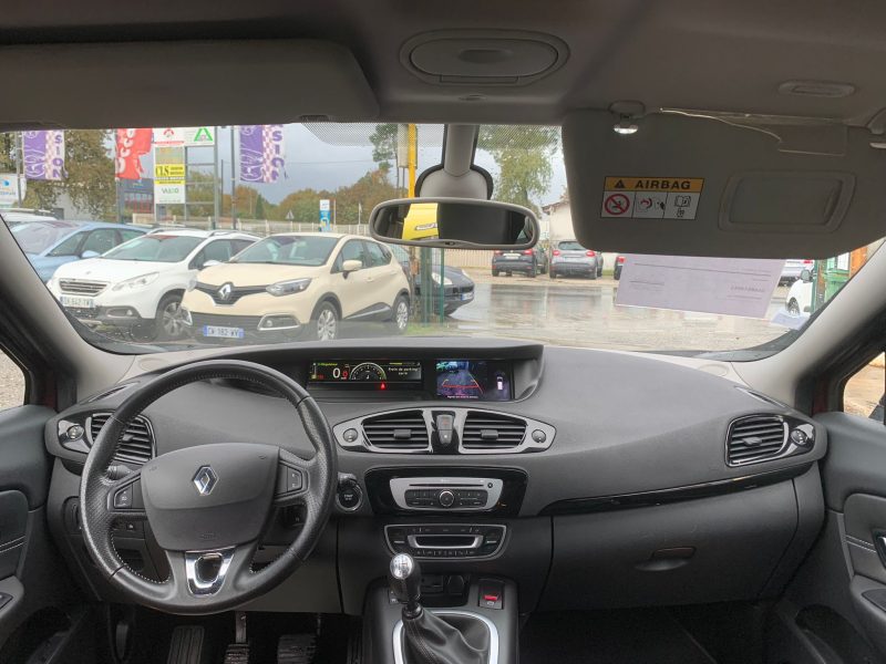 RENAULT GRAND SCENIC BOSE  2015