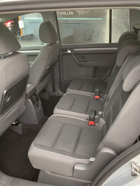 VOLKSWAGEN TOURAN 2012