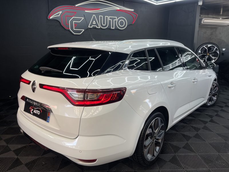 RENAULT MEGANE IV Grandtour 2016