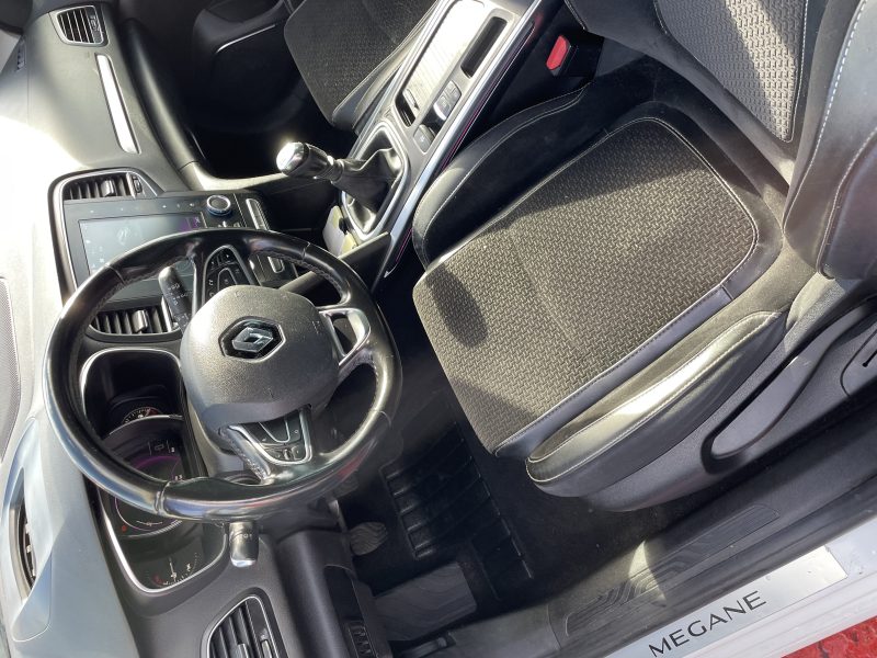 RENAULT MEGANE IV Grandtour 2016