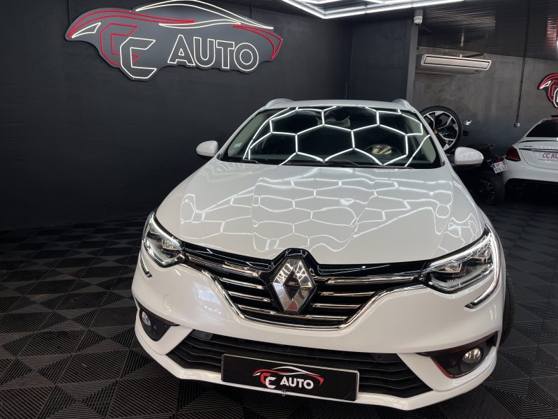 RENAULT MEGANE IV Grandtour 2016