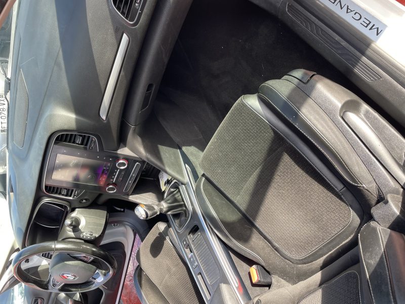 RENAULT MEGANE IV Grandtour 2016