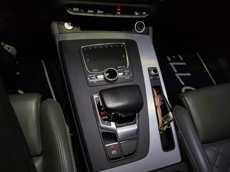 AUDI Q5 3.0 TDI 286cv S-Line Quattro Boîte Auto S-Tronic7