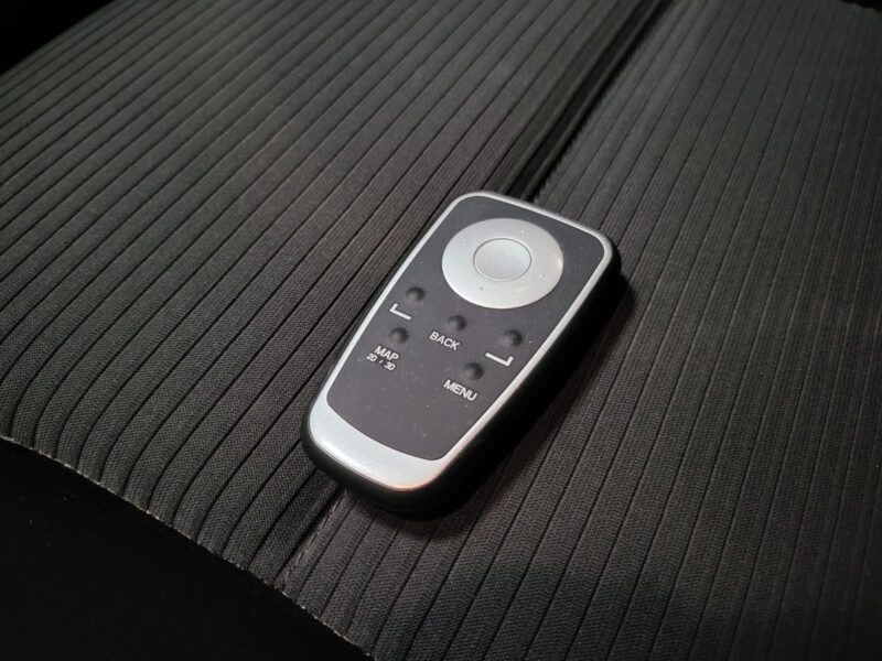 RENAULT CLIO III 1.2 16V 75cv Yahoo // REGULATEUR-LIMITEUR DE VITESSE/PRISE AUX/GPS TOMTOM