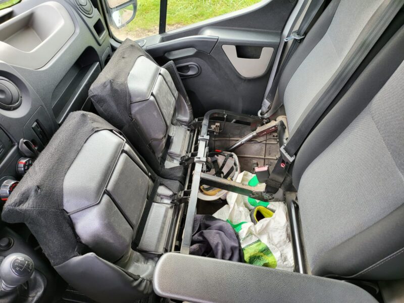 RENAULT MASTER III L2H2 2.3 dCi 130cv Grand Confort // TVA RECUPERABLE/EMBRAYAGE NEUF/GALERIE/ENTRET