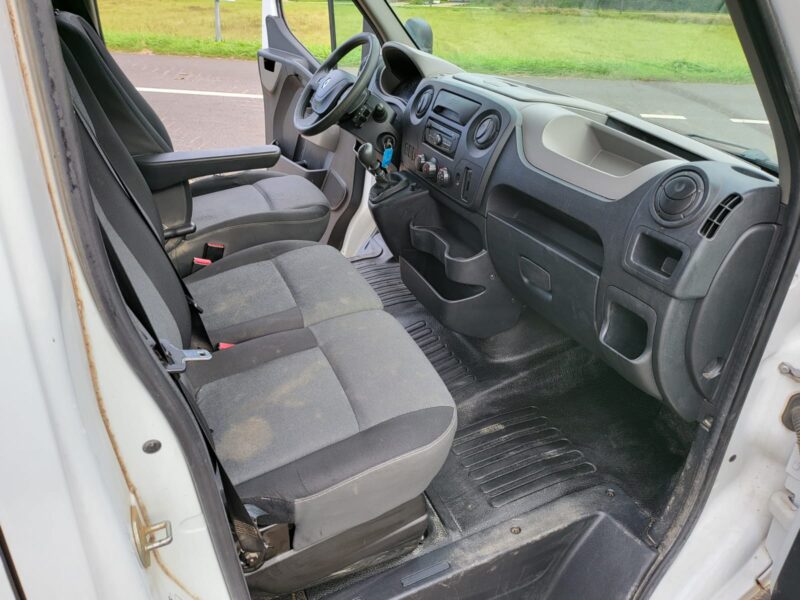 RENAULT MASTER III L2H2 2.3 dCi 130cv Grand Confort // TVA RECUPERABLE/EMBRAYAGE NEUF/GALERIE/ENTRET