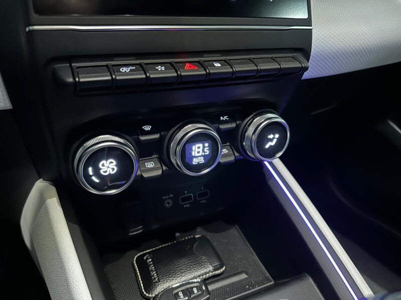 RENAULT CLIO V 1.0 TCe 90cv TECHNO , Caméra , Led intérieur , Régulateur  