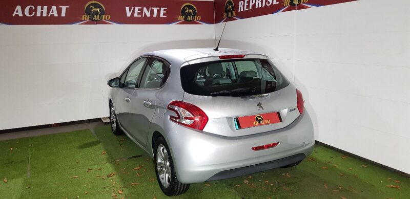 PEUGEOT 208 5 PORTES 2013 1.2 VTi 82cv