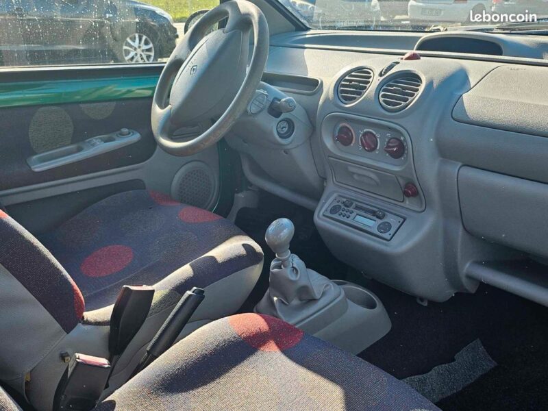 RENAULT TWINGO 2001