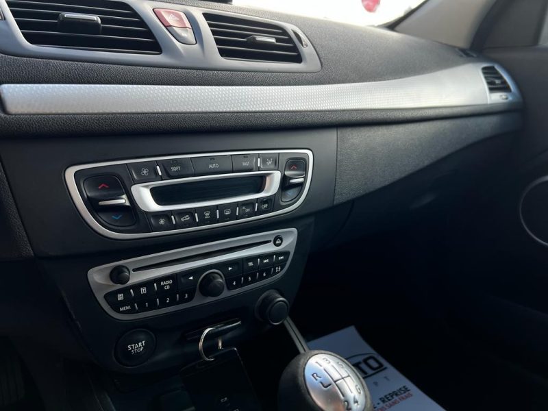 RENAULT MEGANE III 2009