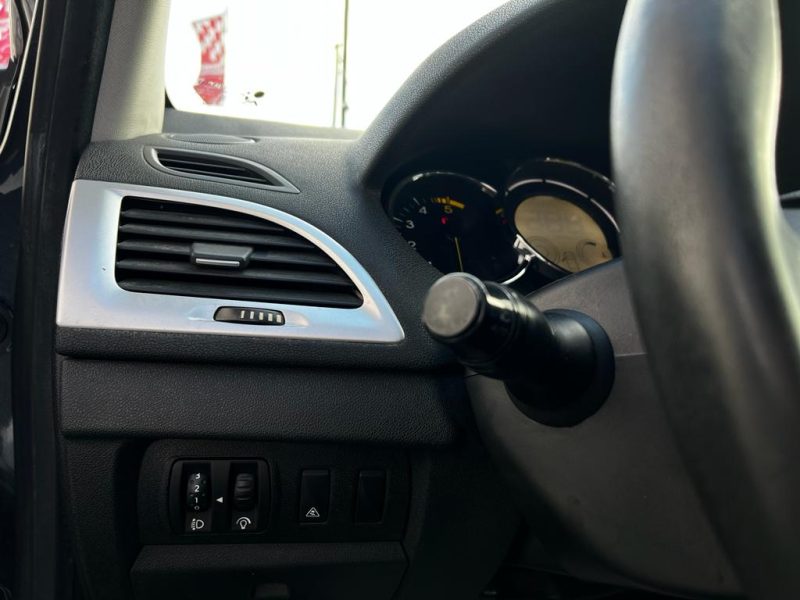 RENAULT MEGANE III 2009