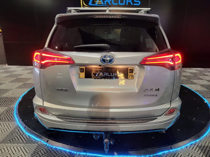 TOYOTA RAV4 Hybrid 2.5 VVT-i 197/155cv Black Edition CVT / TOIT OUVRANT/SIEGES CHAUFFANT/CAMERA DE R