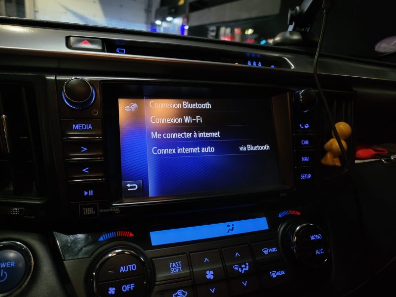 TOYOTA RAV4 Hybrid 2.5 VVT-i 197/155cv Black Edition CVT / TOIT OUVRANT/SIEGES CHAUFFANT/CAMERA DE R