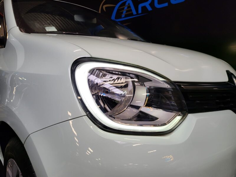 RENAULT TWINGO III 0.9 TCe 92cv ZEN 1er MAIN RADARS AR / REGULATEUR / SUIVI RENAULT