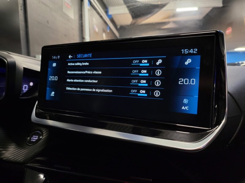 PEUGEOT 208 II 1.2 PureTech 100cv ALLURE BUSINESS E-COCKPIT 3D / GRAND GPS / CARPLAY / CAMERA