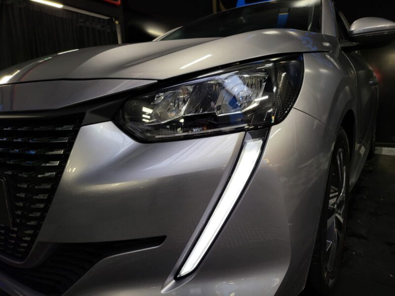 PEUGEOT 208 II 1.2 PureTech 100cv ALLURE BUSINESS E-COCKPIT 3D / GRAND GPS / CARPLAY / CAMERA