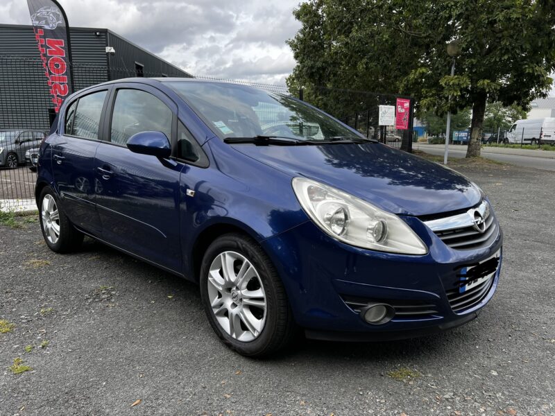 OPEL CORSA D 2008