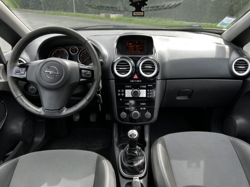 OPEL CORSA D 2008