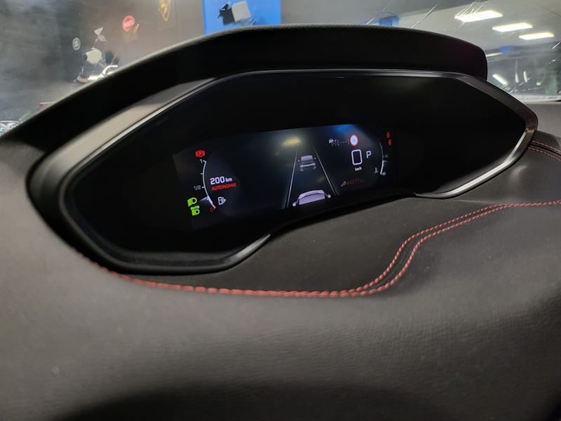 PEUGEOT 308 II GT 1.2 PURETECH 130 CV / TOIT PANO / CARPLAY / DYNAUDIO / PACK BLACK