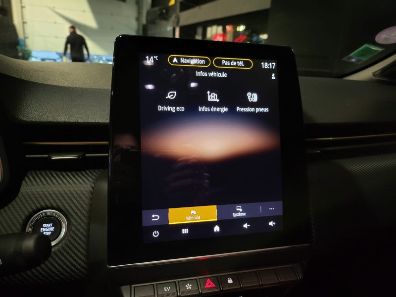 1.6 E-TECH 143 cv ENGINEERED / CARPLAY / CAMERA AR 