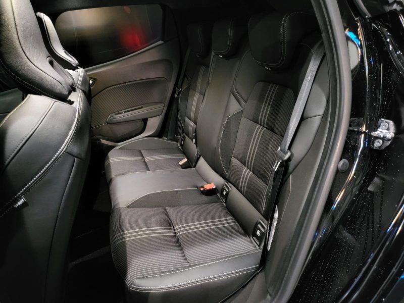 1.6 E-TECH 143 cv ENGINEERED / CARPLAY / CAMERA AR 