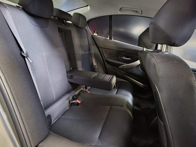 BMW SERIE 3 F30 LCi 316 d 2.0 116cv BUSINESS BOITE AUTOMATIQUE GPS / RADARS AV AR / DRIVE SELECT