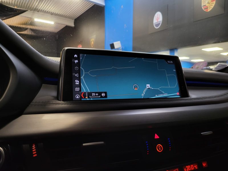 BMW X5 (F15) 40e xDRIVE 2.0L PLUG IN HYBRID 313CH M SPORT / TOIT OUVRANT+CAMERA+TETE HAUTE+HARMAN KA