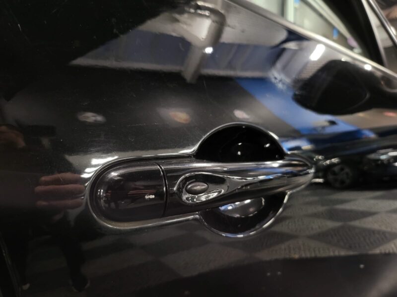 RENAULT CLIO V 0.9 TCe 90cv GT LINE / TOIT PANORAMIQUE / SIEGES SPORT GT / CAMERA DE RECULE