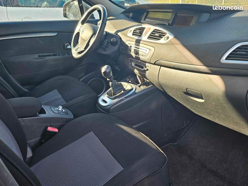 RENAULT SCÃNIC III 2010