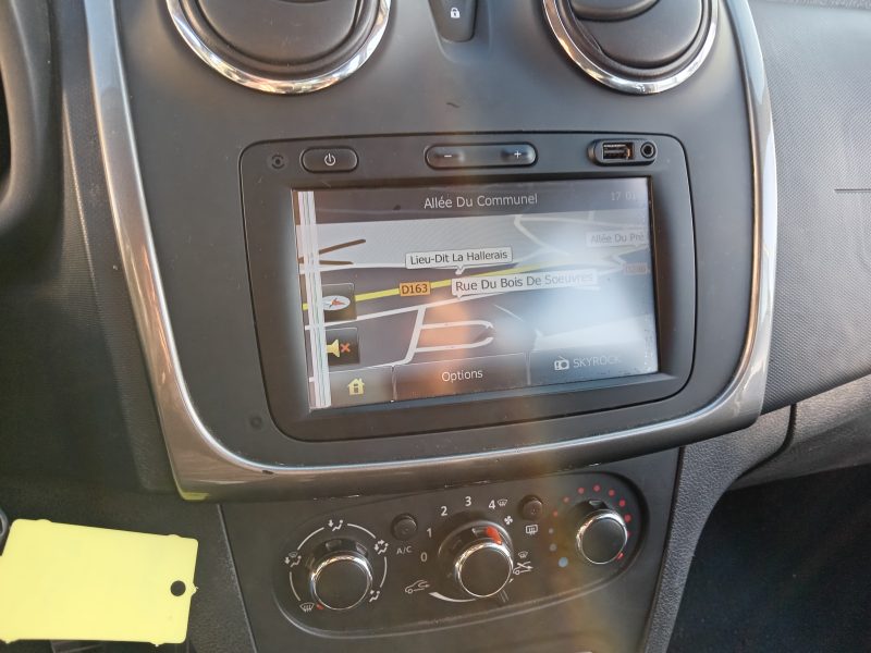 DACIA SANDERO II 2015