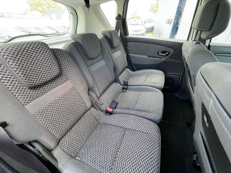 RENAULT SCENIC III 2011