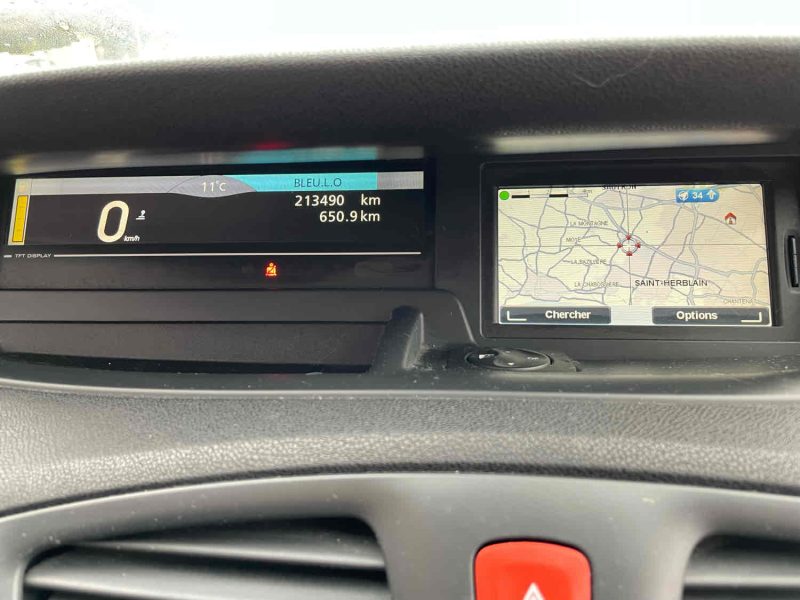 RENAULT SCENIC III 2011