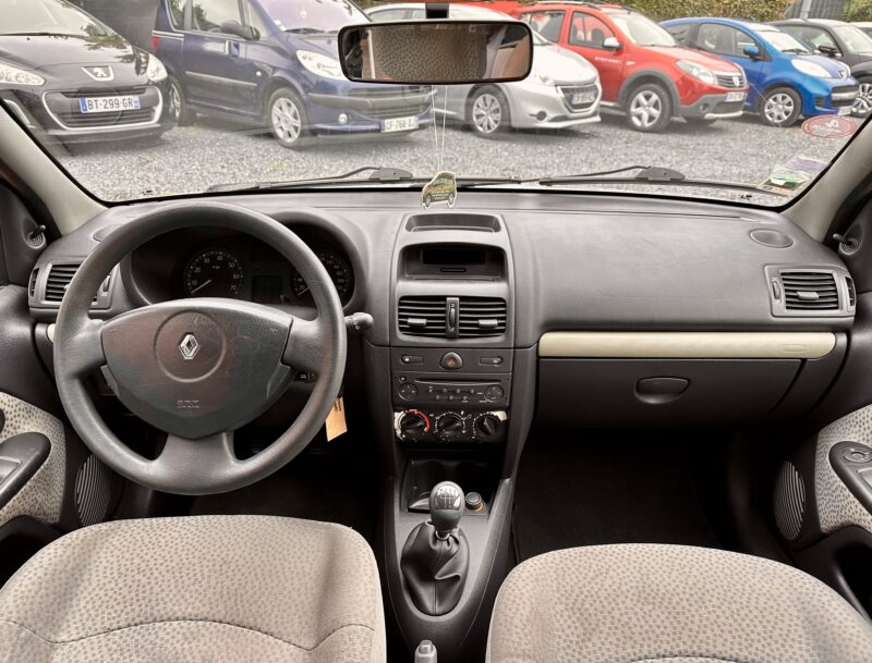 RENAULT CLIO 2005