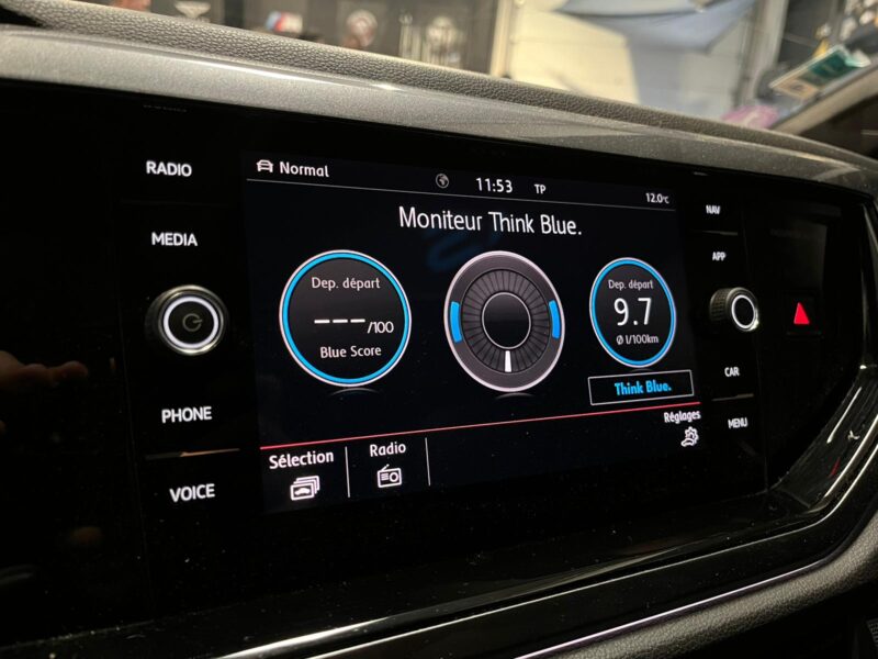 VOLKSWAGEN POLO VI GTI 2.0 TSI 200cv DSG6 // APPLE CARPLAY/ANDROID AUTO/TOIT OUVRANT