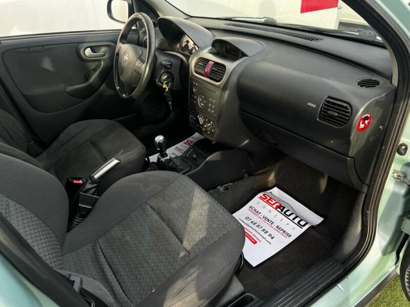 OPEL CORSA C 2002