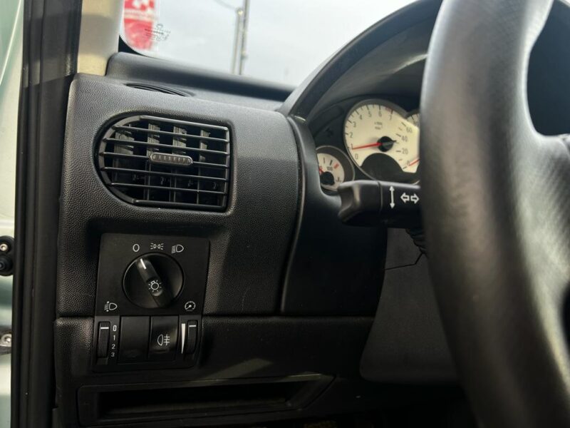 OPEL CORSA C 2002