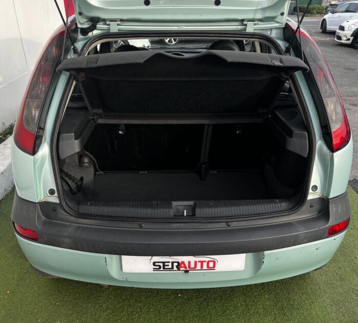 OPEL CORSA C 2002