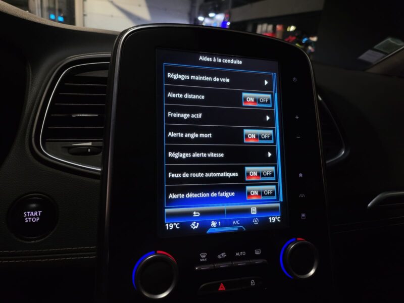 RENAULT SCENIC IV 1.6 dCi 130cv Intens BVM6 // CAMERA DE RECUL/TOIT PANORAMIQUE/PHARES LEDS