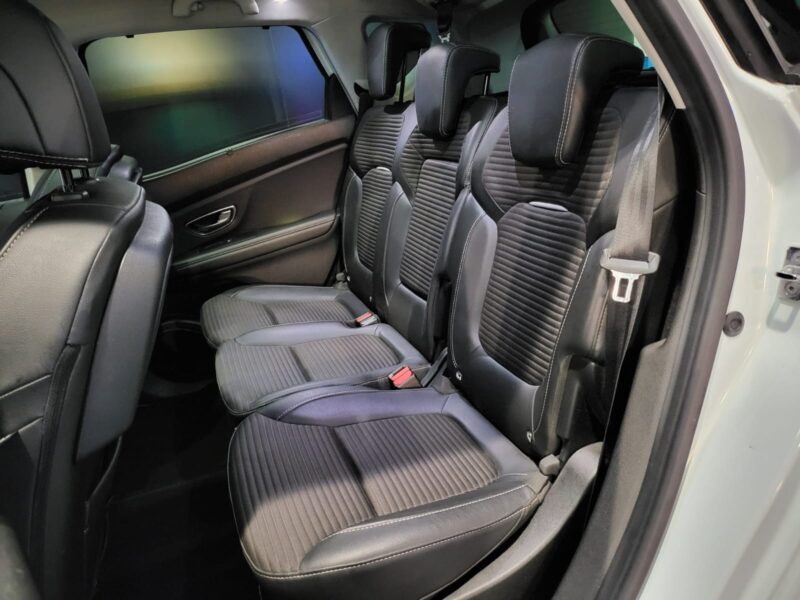 RENAULT SCENIC IV 1.6 dCi 130cv Intens BVM6 // CAMERA DE RECUL/TOIT PANORAMIQUE/PHARES LEDS