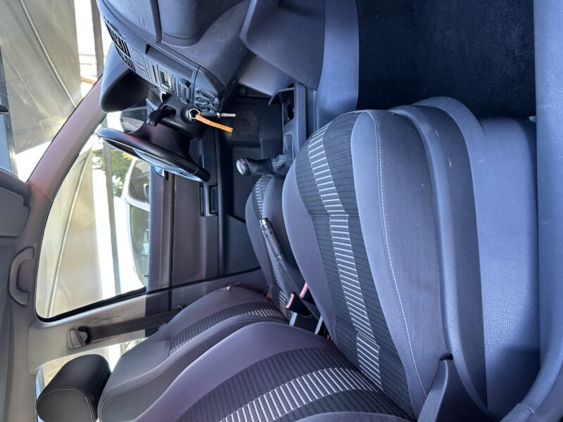 VOLKSWAGEN POLO 2008