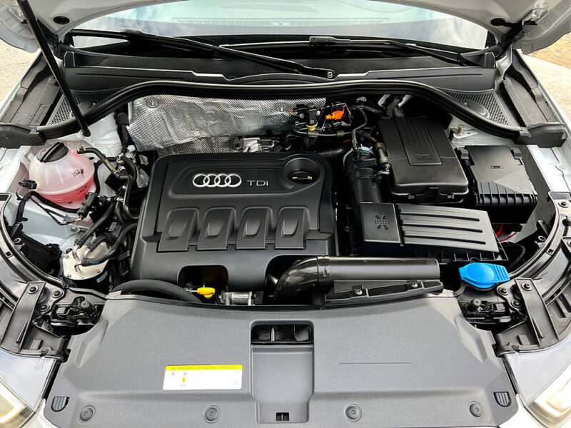 AUDI Q3 QUATTRO 2.0 TDI 163 Cv S-TRONIC 7 / GPS BLUETOOTH REGULATEUR LEDS XENONS - GARANTIE 1 AN