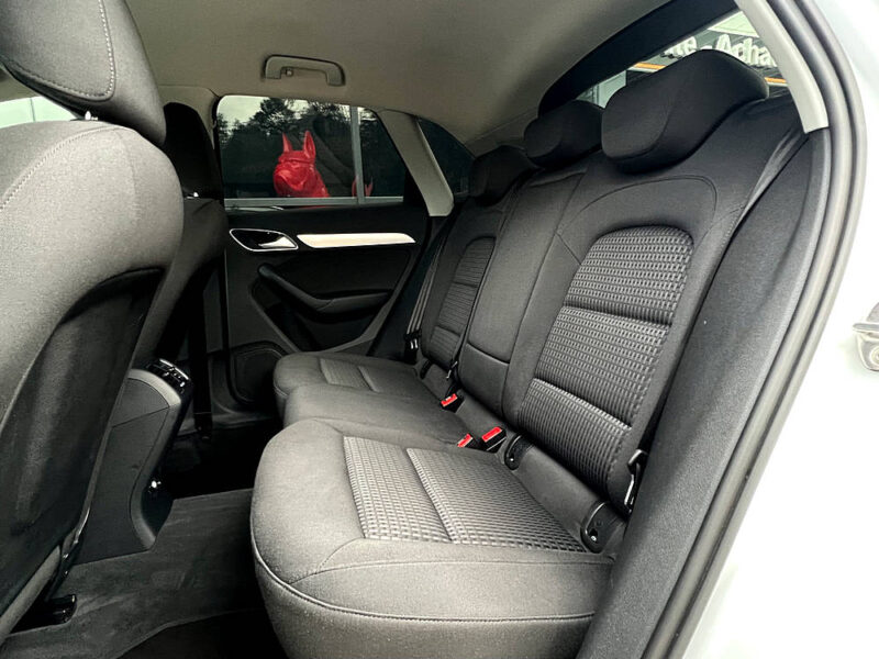 AUDI Q3 QUATTRO 2.0 TDI 163 Cv S-TRONIC 7 / GPS BLUETOOTH REGULATEUR LEDS XENONS - GARANTIE 1 AN